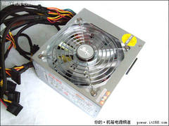 静音效果出色 长城四核王BTX-500S电源