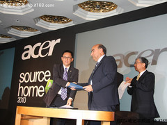 团结起来一致抗美 评宏碁方正此次合作