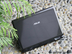 酷睿2双核配独立显卡 华硕K40报价4299