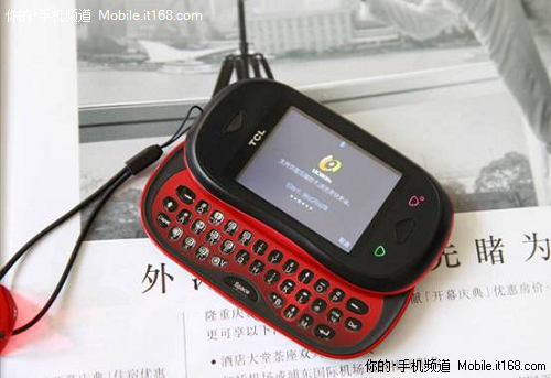 ����ȫ���̻�� TCLi880�������ֻ�ͼ��