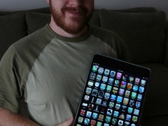 9.7英寸64GB容量 苹果iPad 3G售8200元