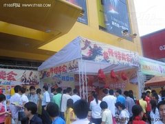 [成都]百脑汇携手百威啤酒端午特卖会