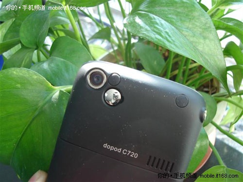 Qwerty全键盘售价低廉 多普达C720仅950