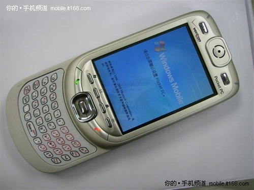 昔日C网智能精品手机　XV6600仅需399元