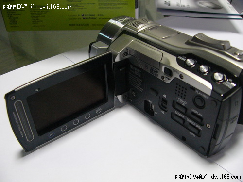 优异便携高清 JVC HM1疯狂降热卖