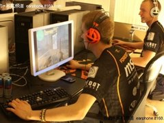 SteelSeries发布新橙色西伯利亚V2耳机