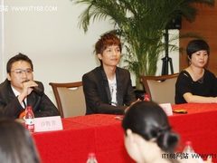 陈楚生亮相深圳与沙胜昔共论时间价值观