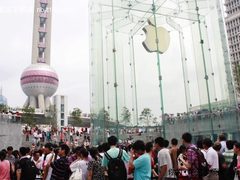 苹果上海新店没亮点 不看iPhone看耳机