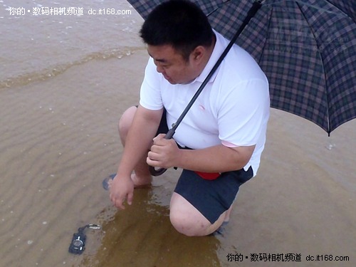 北戴河实景试拍宾得W90风雨无阻