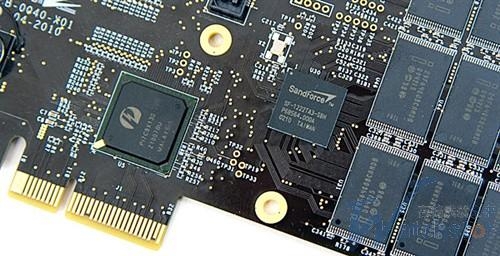 OCZ PCI-E固态硬盘内部详解