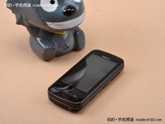 时尚侧滑全键盘 诺基亚C6现售价1760元 