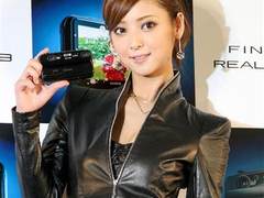 代言富士相机 超人气嫩模佐佐木希写真