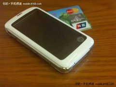 透明大翻盖Ophone 摩托MT810白色版真机