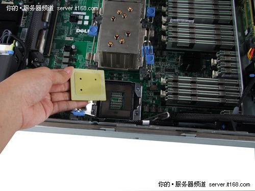 处理器子系统：Xeon E6540