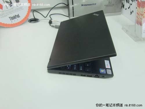 谁说小黑不时尚 ThinkPadX100e网购3199