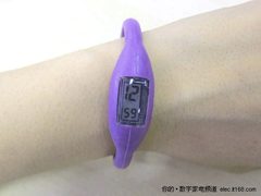 温和的贴近皮肤 运动必备手表15色忍选