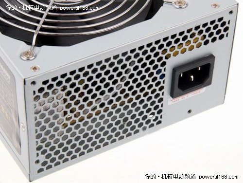 大水牛宽V400W电源低价仅198元