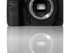 X3的崛起 适马发布4600万像素新单反SD1