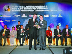 天威成为全球通用耗材业界的三料冠军