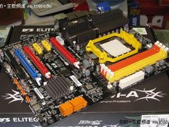 最全视频输出接口 带DP黑炫龙890GX再到