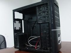 搭载USB 3.0 买航嘉暗夜公爵送休闲椅