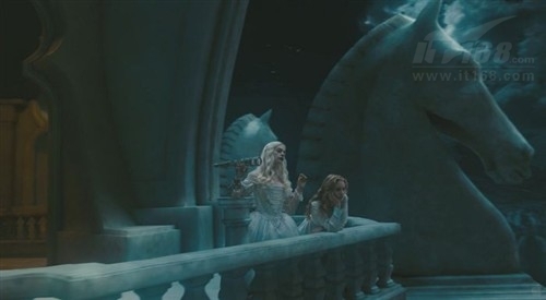 《爱丽丝梦游仙境》：再次梦入奇境