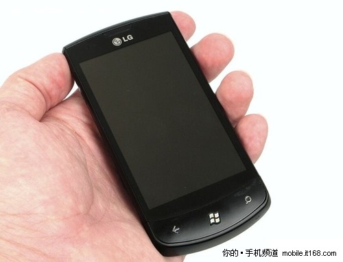 1.3GHz处理器 WP7系统LG E900多图赏析