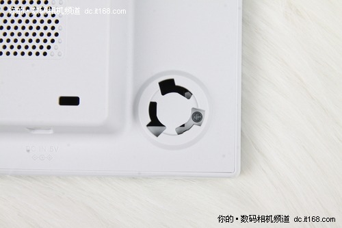 索尼D720WI数码相框外观及细节