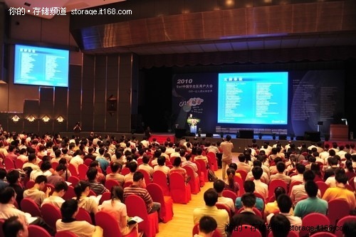 初志亮相Esri用户大会 集群存储引关注