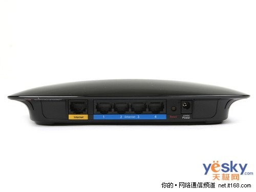 跑车外形：思科 WRT54G2 无线路由器