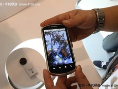 [2010通信展]Android2.2 华为U8800亮相