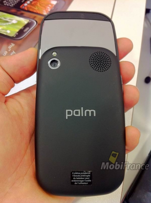 webOS 2.0系统 Palm Pre 2真机照曝光