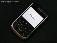 时尚白领的最爱 黑莓8900最新价1300元