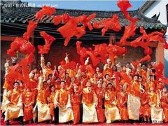 金九银十结婚季，T330披“嫁衣”