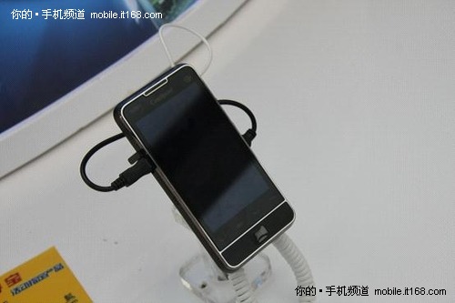 与iPhone 4媲美 酷派旗舰N930参数泄露