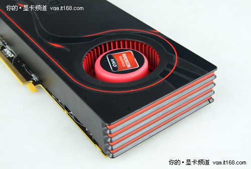 AMD Radeon HD 6870公版外观大图赏