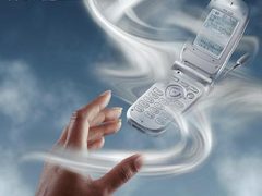 只有两种人会用：电邮一样的“云手机”