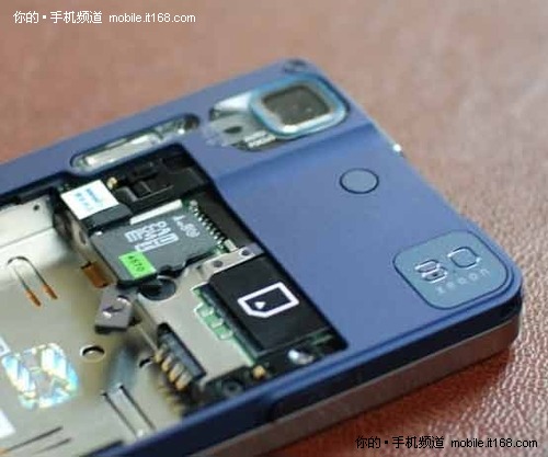 XT701升级：摩托罗拉XT720