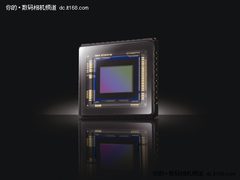 认准索尼“R”标志 编辑教你轻松选相机