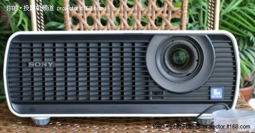 防尘教育投影机索尼EX130 仅售5200元