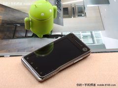 800W像素触控智能机 摩托XT720到货京城
