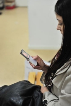 全球首款彩显透明屏 联想高端手机曝光