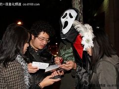 游玩引爆上海滩 切客惊现万圣夜