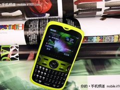 全键盘网了神器 阿尔卡特OT800仅580元