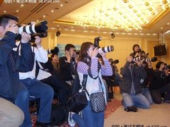 PC轻松购 摄影记者行业笔记本选购指南