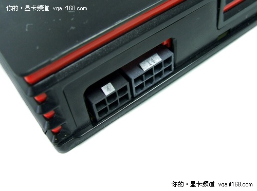 双敏无极HD6970 DDR5黄金版产品图赏