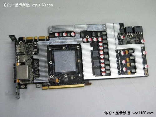 地球最强非公？疑似GTX580至尊实物曝光