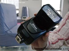 最终到货价2160元 尼康新闪灯SB700上市