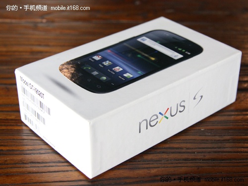 原生Android2.3 谷歌Nexus S真机开箱赏-IT168