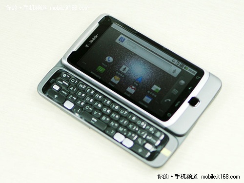 全新多任务处理器 HTC Desire Z售3099